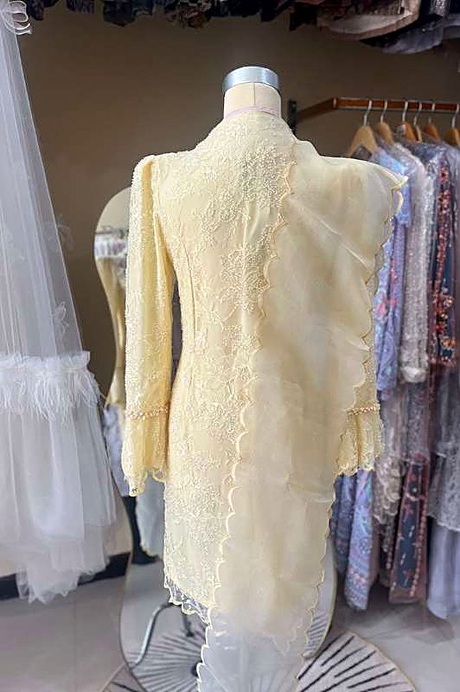 Kebaya Kelimutu Molas Yellow Buttercream Pink